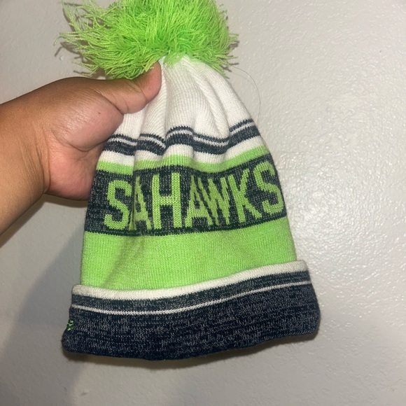New Era Seattle Seahawks NFL Sport Knit Hat - Blue and Green Pom Beanie - Picture 2 of 3